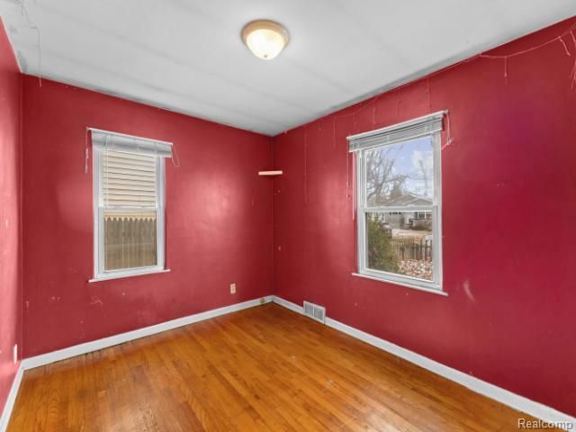 601 Jessop Avenue, Lansing, MI 48910