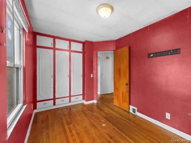 601 Jessop Avenue, Lansing, MI 48910