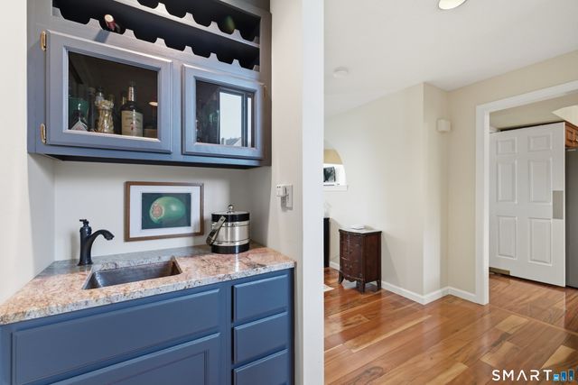 11 Saddle Ridge 11, Bloomfield, CT 06002