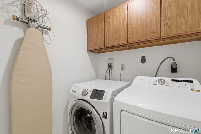 11 Saddle Ridge 11, Bloomfield, CT 06002