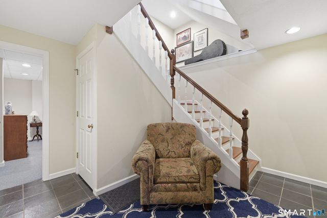 11 Saddle Ridge 11, Bloomfield, CT 06002