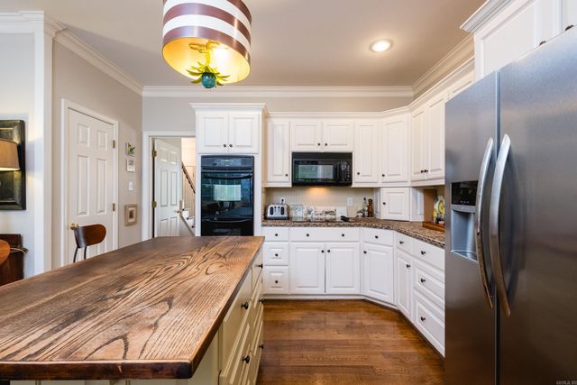 21 Toulouse Court, Little Rock, AR 72211