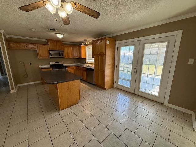 220 Glenwood Dr, Houma, LA 70363