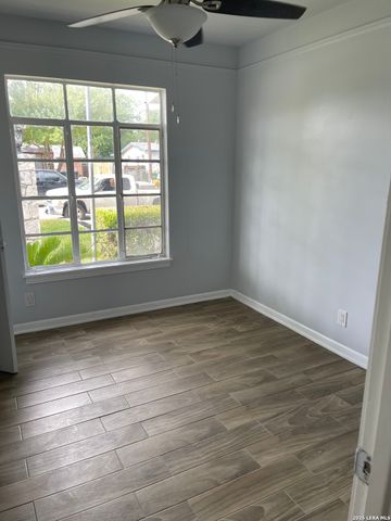 503 W Hart Ave, San Antonio, TX 78214