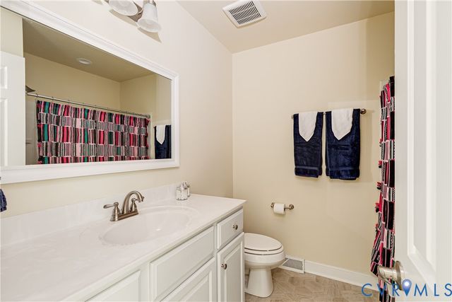 3210 Oak Meadow Ln, Midlothian, VA 23112