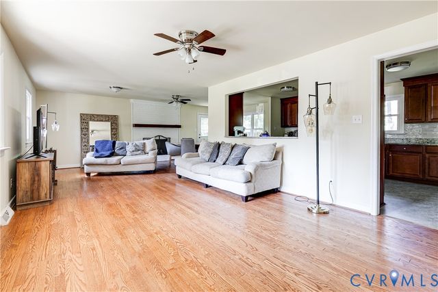 3210 Oak Meadow Ln, Midlothian, VA 23112