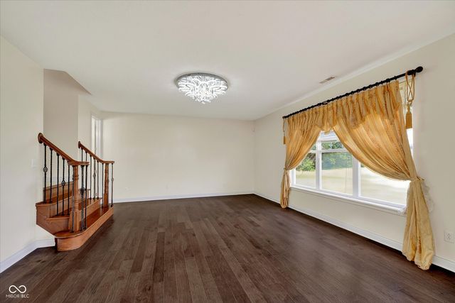 8274 Shute Circle, Avon, IN 46123