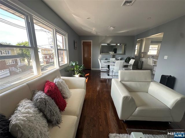 9006 Palisade Plaza 2ND + GROUND, North Bergen, NJ 07047