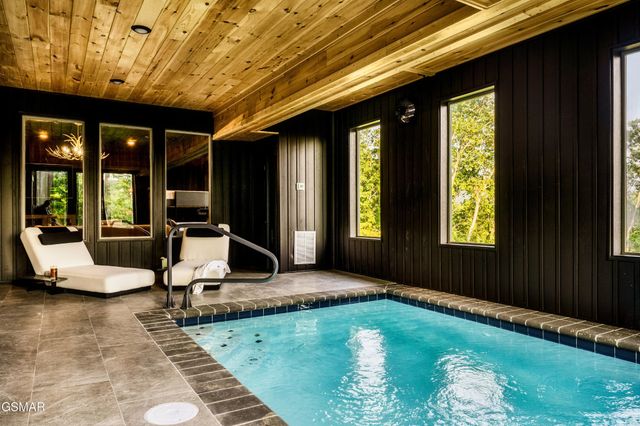 2917 Redtail Road, Sevierville, TN 37862