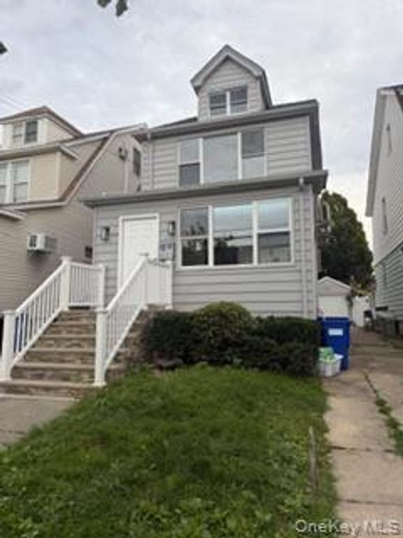 149-36 18th Avenue, Whitestone, NY 11357 — photo 3
