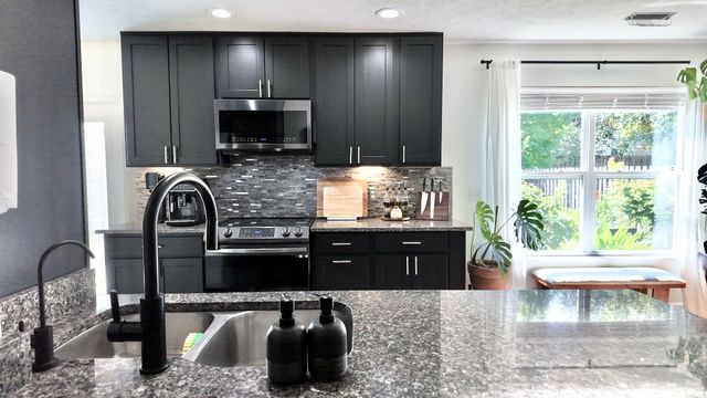 2416 Pleasant Springs Ln, Hermitage, TN 37076