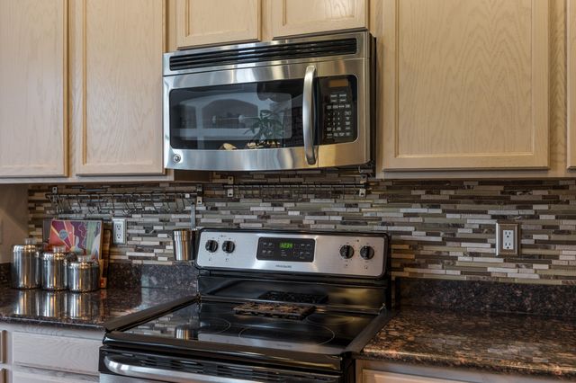 13127 Enchantment Lane NE, Albuquerque, NM 87111