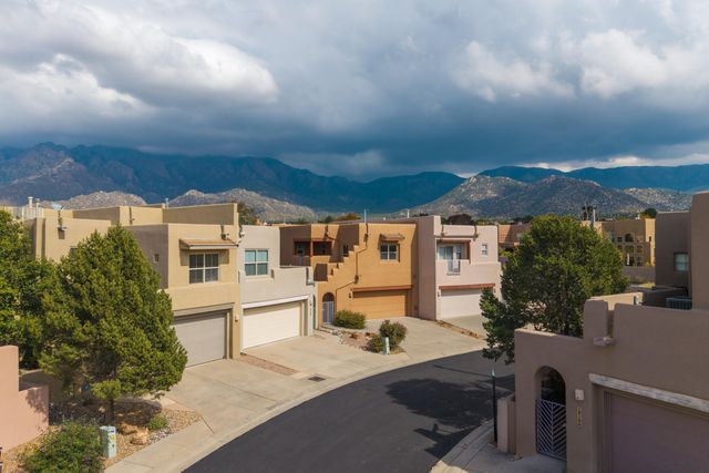 13127 Enchantment Lane NE, Albuquerque, NM 87111