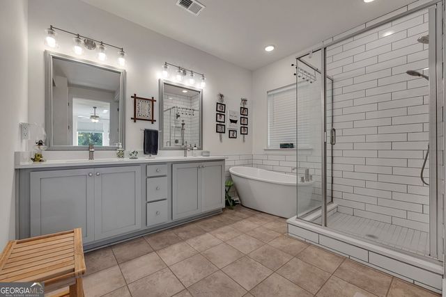 308 Carriage Glen Lane, Woodstock, GA 30188