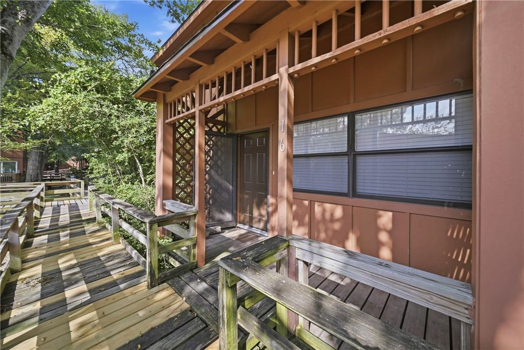 3923 Old Oaks Drive 16, Bryan, TX 77802 — photo 2