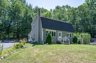 43 Frost Rd, Tyngsborough, MA 01879