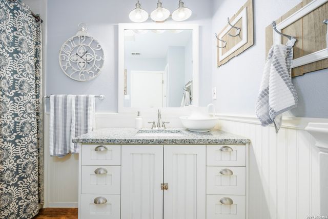 9715 La Rue, San Antonio, TX 78217