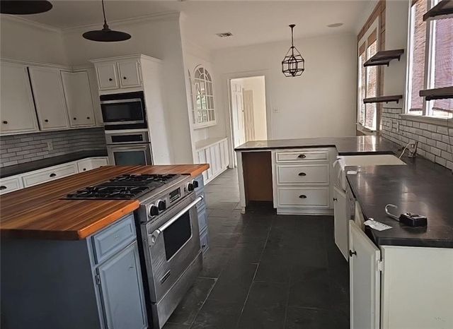 2050 MARYE Street, Alexandria, LA 71301