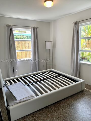 845 SW 11th Ct, Fort Lauderdale, FL 33315