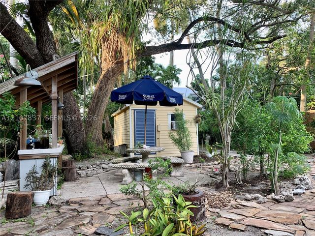 845 SW 11th Ct, Fort Lauderdale, FL 33315