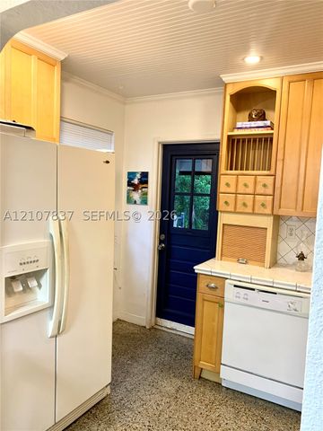 845 SW 11th Ct, Fort Lauderdale, FL 33315