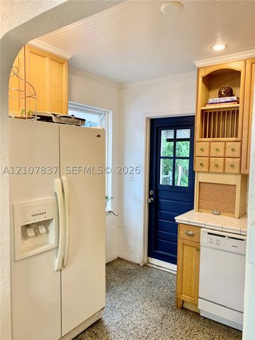 845 SW 11th Ct, Fort Lauderdale, FL 33315