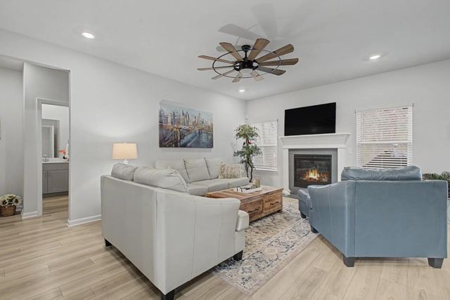 87 Cranson Walk, Pendergrass, GA 30567