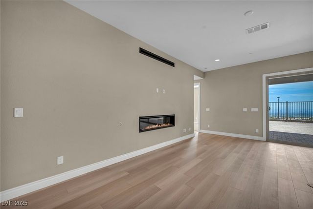 2194 Pigeon Hawk Street, Las Vegas, NV 89138