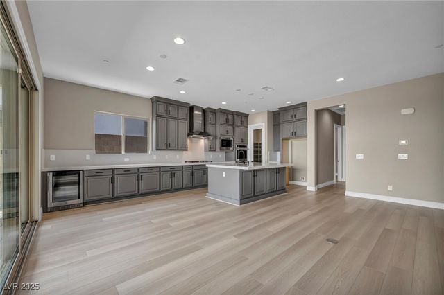 2194 Pigeon Hawk Street, Las Vegas, NV 89138