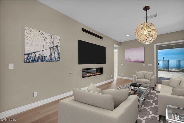 2194 Pigeon Hawk Street, Las Vegas, NV 89138