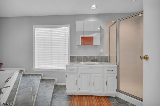 213 Myrtle Ave, Scotch Plains Twp., NJ 07076