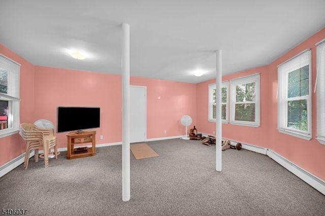 213 Myrtle Ave, Scotch Plains Twp., NJ 07076