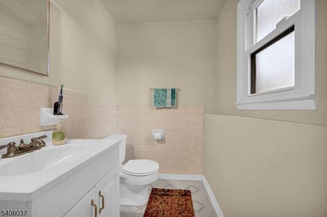 213 Myrtle Ave, Scotch Plains Twp., NJ 07076