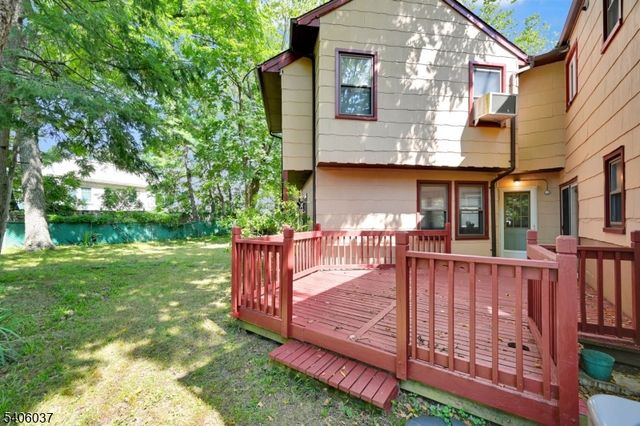 213 Myrtle Ave, Scotch Plains Twp., NJ 07076