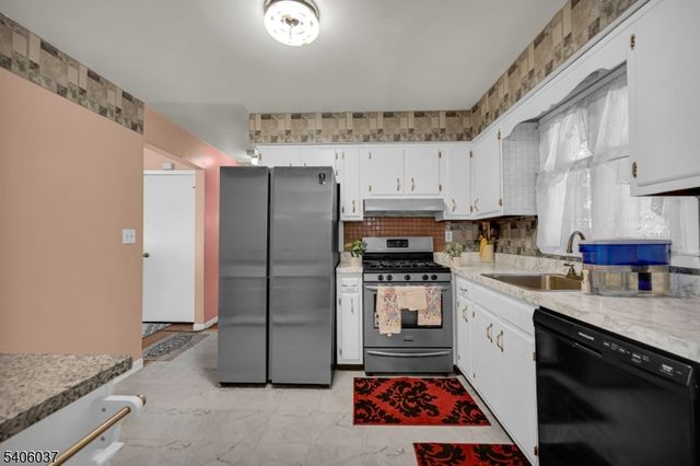 213 Myrtle Ave, Scotch Plains Twp., NJ 07076