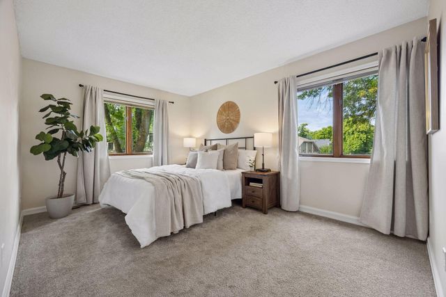 12621 Sherwood Place C11, Minnetonka, MN 55305
