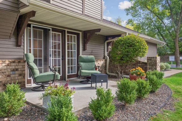 12621 Sherwood Place C11, Minnetonka, MN 55305