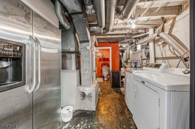 218 E 2Nd St, Bound Brook Boro, NJ 08805