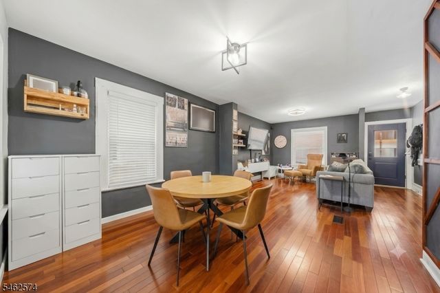 218 E 2Nd St, Bound Brook Boro, NJ 08805
