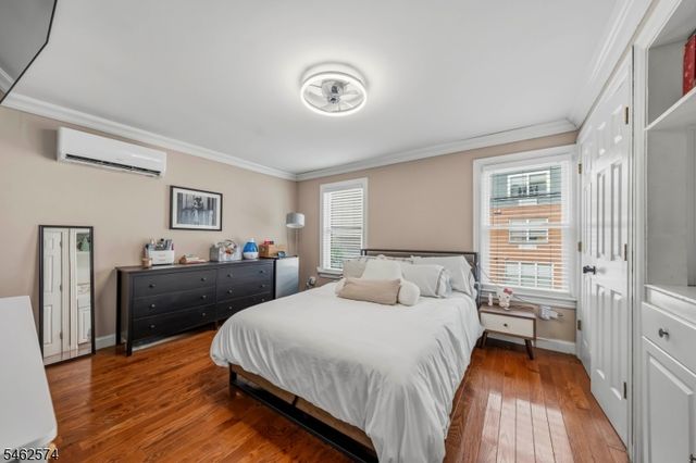 218 E 2Nd St, Bound Brook Boro, NJ 08805