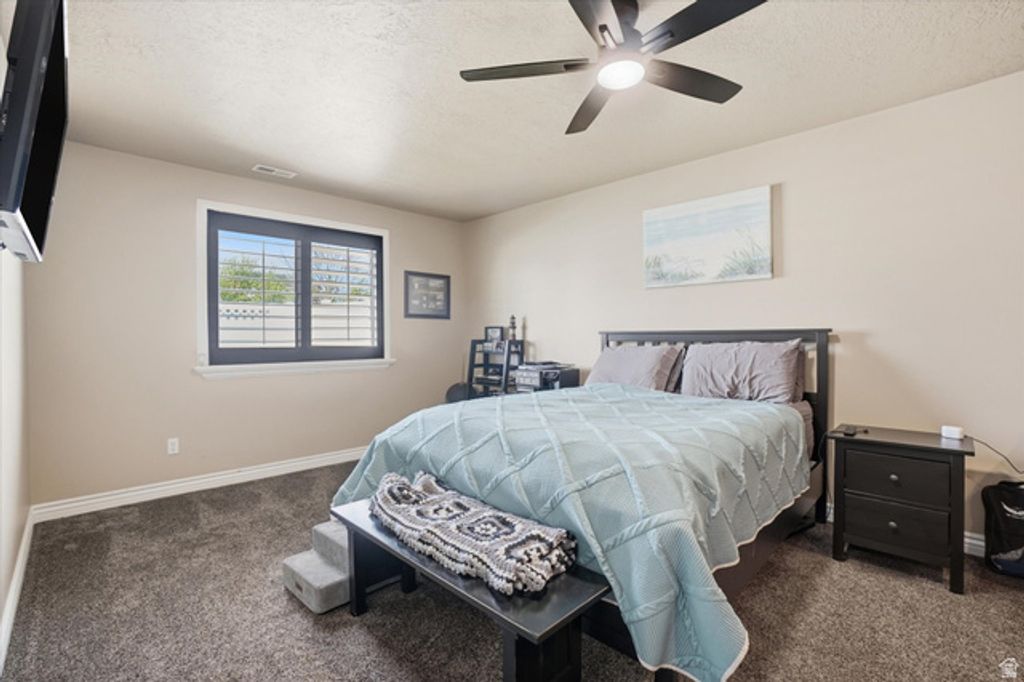 Image 11 of property listing at 4277 S 3475 W, West Haven, UT 84401