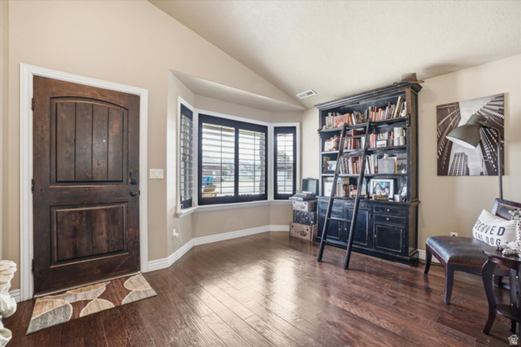 Image 4 of property listing at 4277 S 3475 W, West Haven, UT 84401