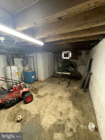 833 WILDER ST, Philadelphia, PA 19147