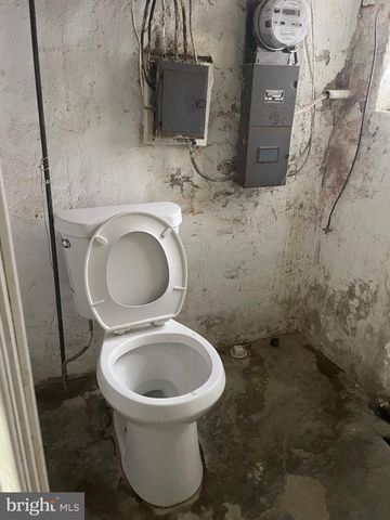 833 WILDER ST, Philadelphia, PA 19147