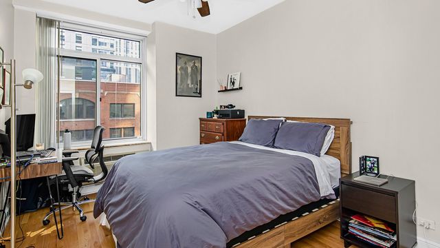 211 E Ohio Street 621, Chicago, IL 60611