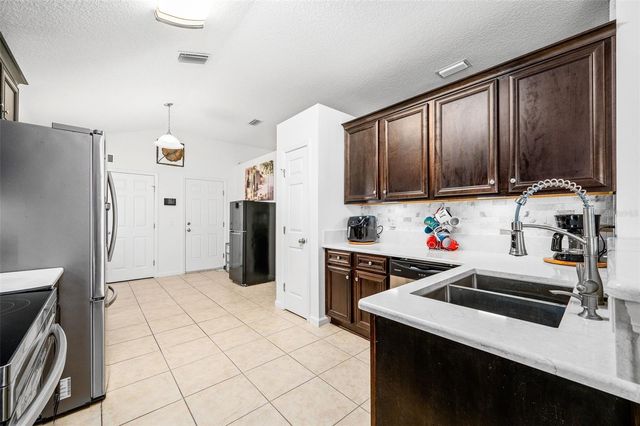 8147 NW 51ST DRIVE, Gainesville, FL 32653