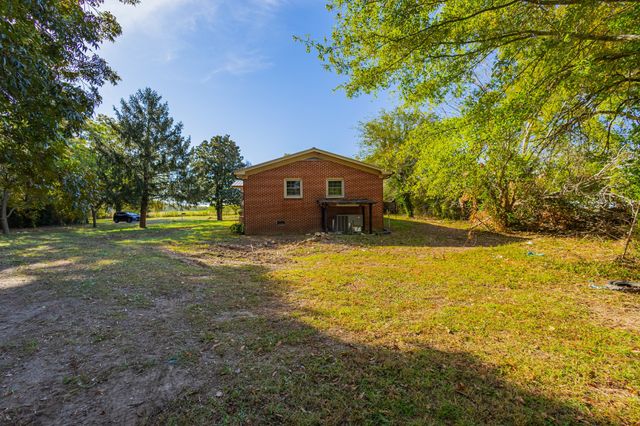 340 Yates Rd, Hillsboro, TN 37342