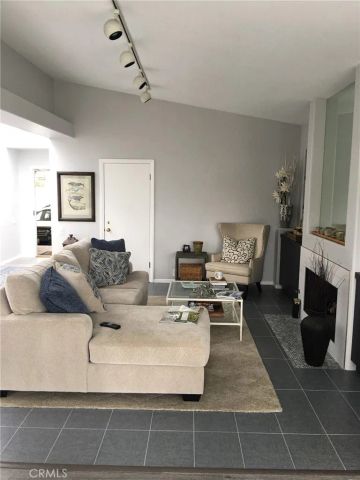 254 Arch Street, Laguna Beach, CA 92651