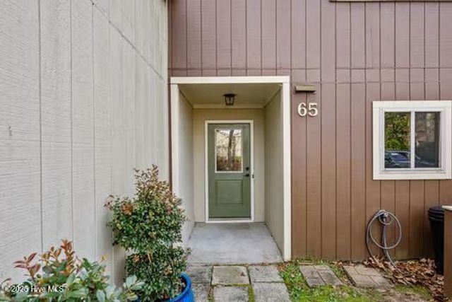 65 Quarterdeck Townes, New Bern, NC 28562