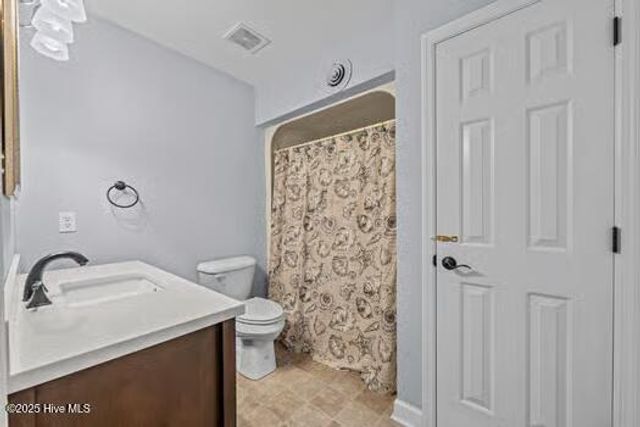 65 Quarterdeck Townes, New Bern, NC 28562